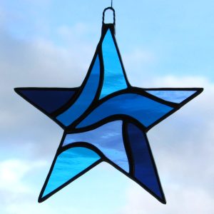 Stained Glass Star in a mixture of coloured textured glass (1)